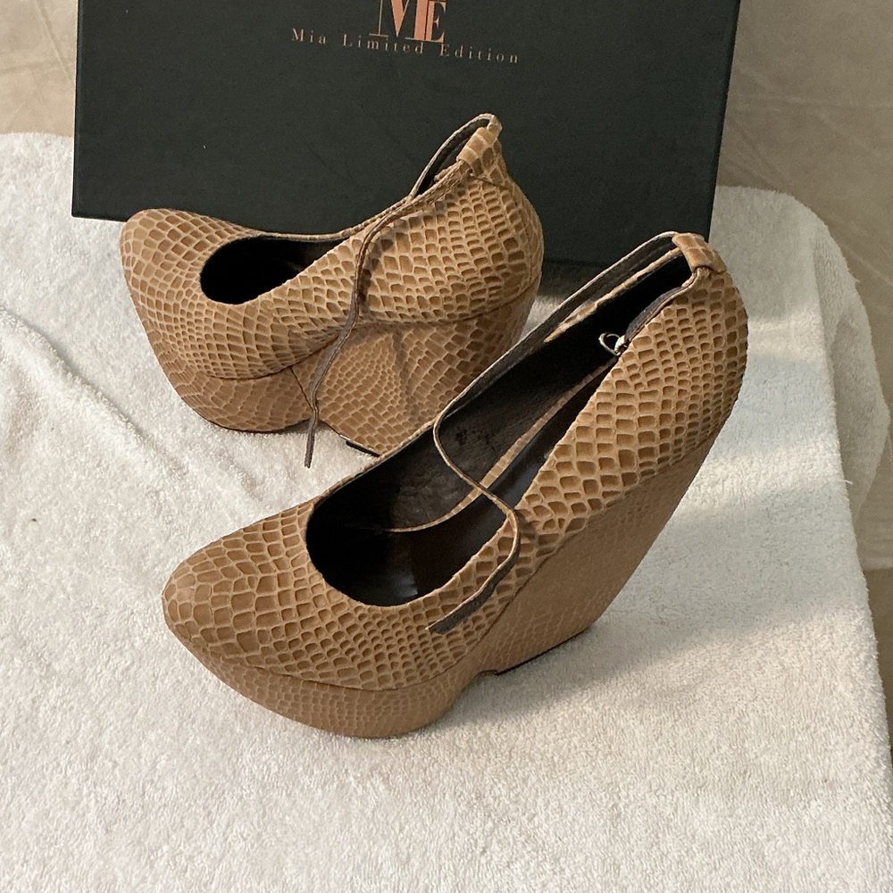 Tan Textured Wedge Shoes